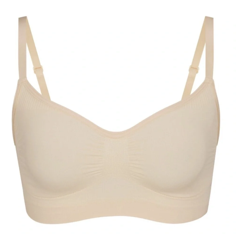 SKIMS NWOT Seamless Sculpt Bralette - Sand - Picture 3 of 3